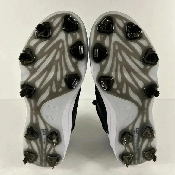 Womens  Baseball Cleats Under Armour Glyde MT Black Molded TPU Shoes NWT - Picture 6 of 9